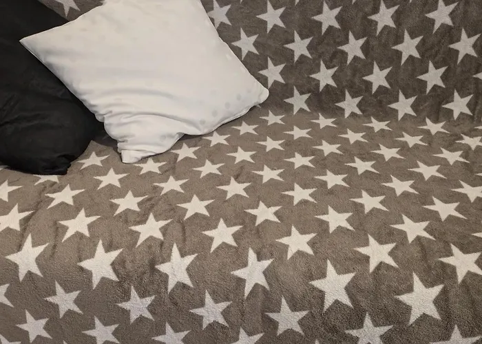 Gemuetlicher Gluecksplatz דירה *